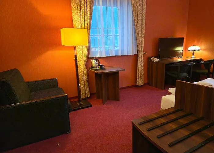 Hotel Dworski Galaktyczny Park