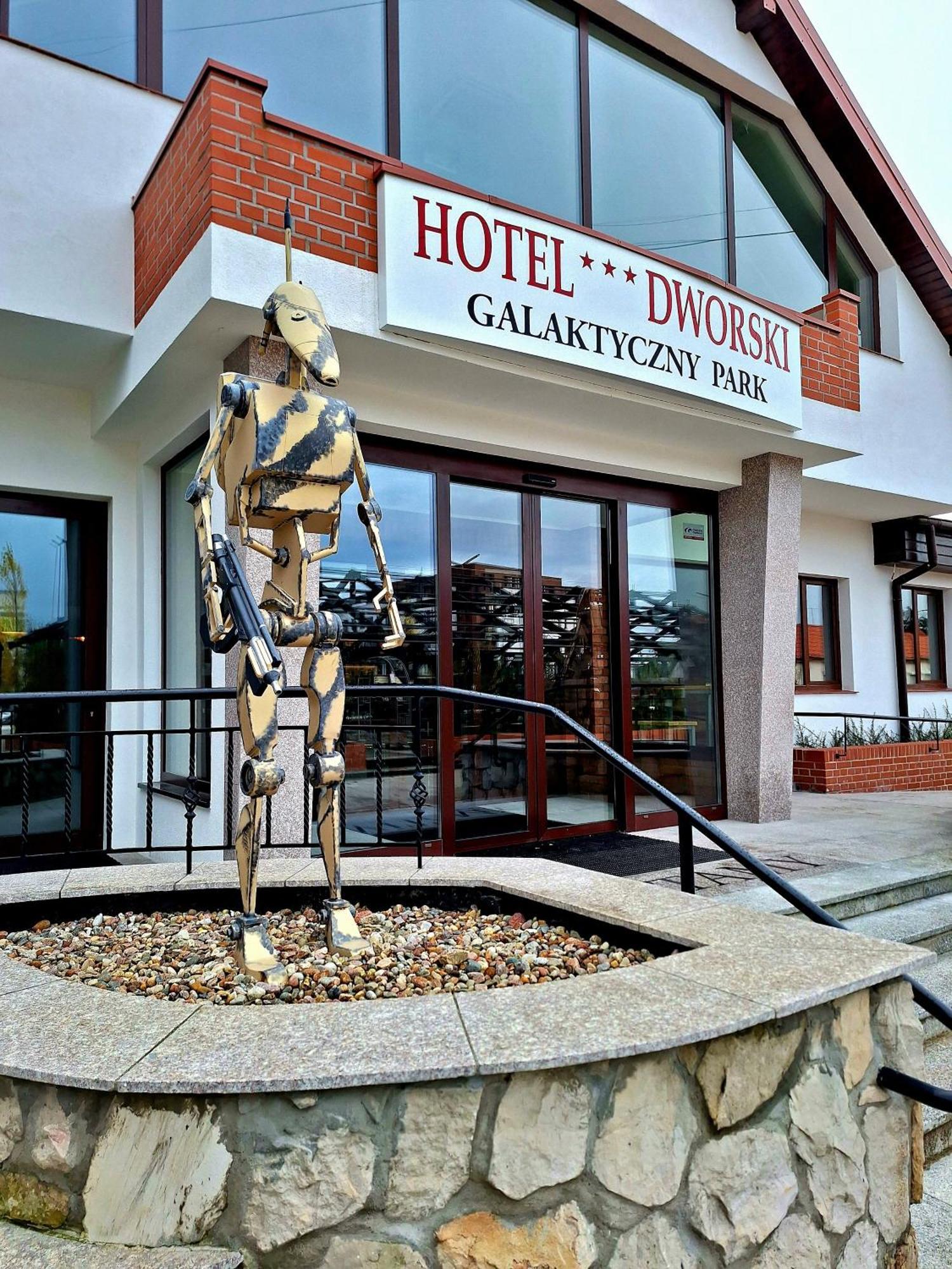 Hotel Dworski Galaktyczny Park Warzymice